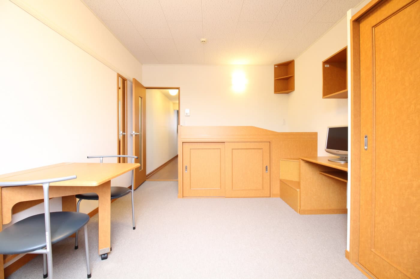 Room image 10
