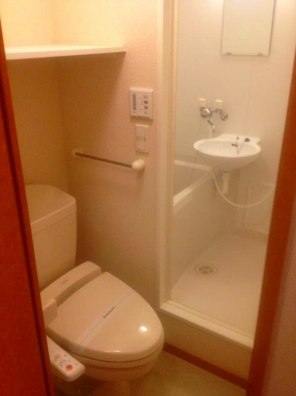 Room image 12