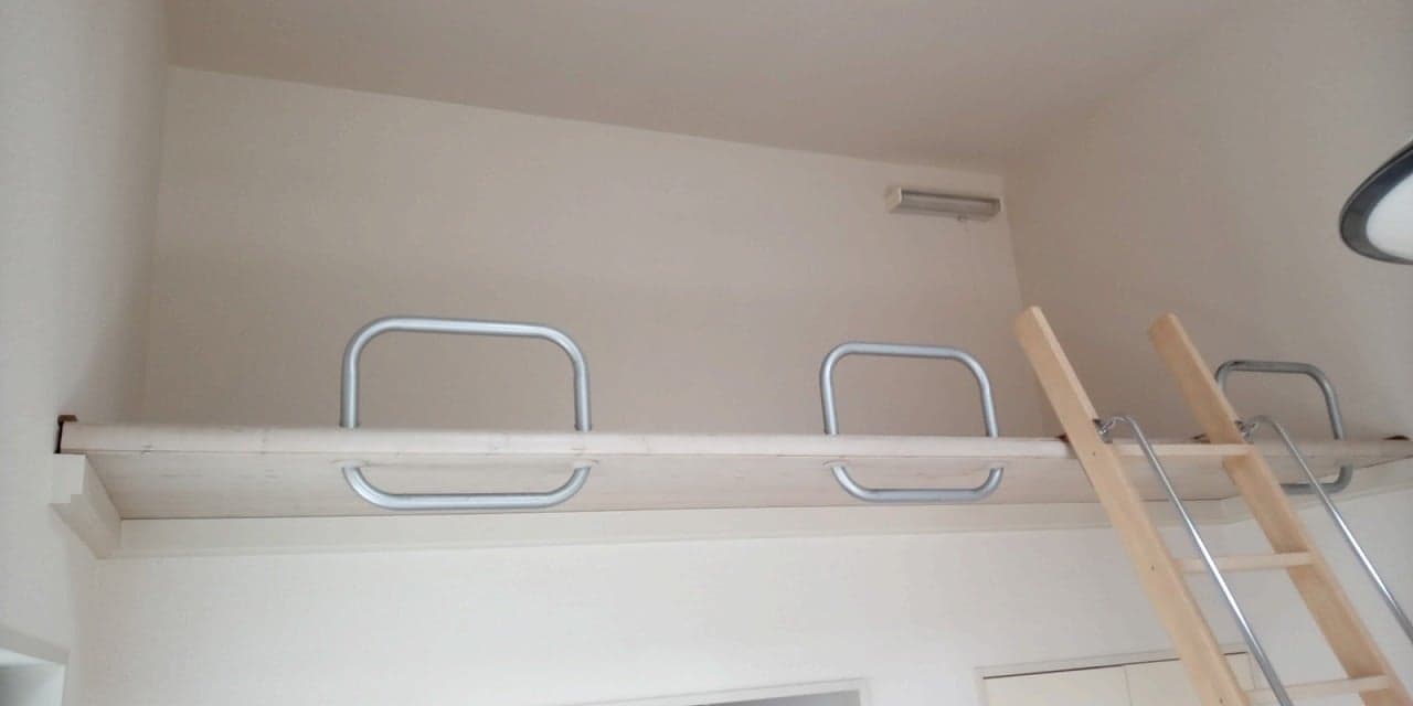 Room image 12