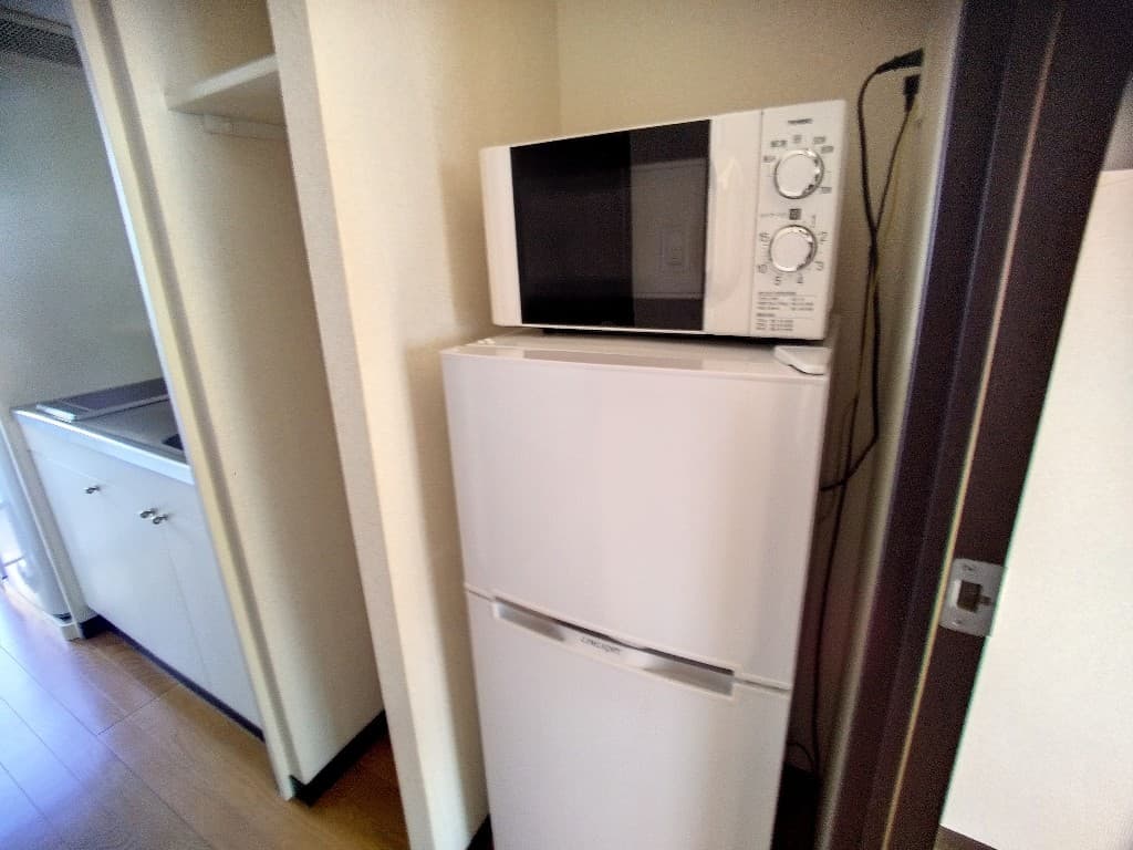 Room image 8
