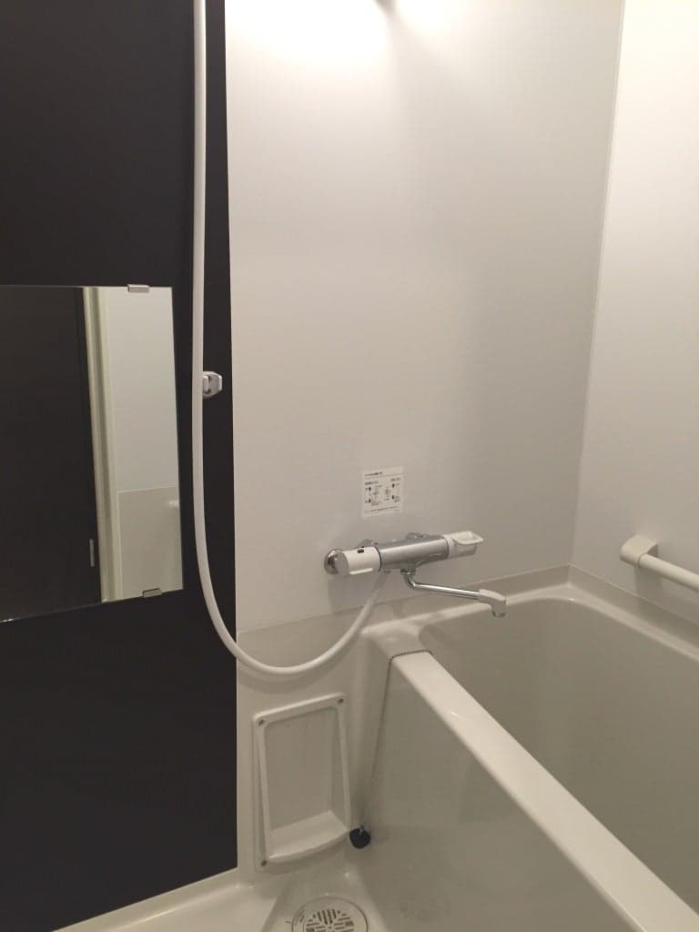 Room image 12