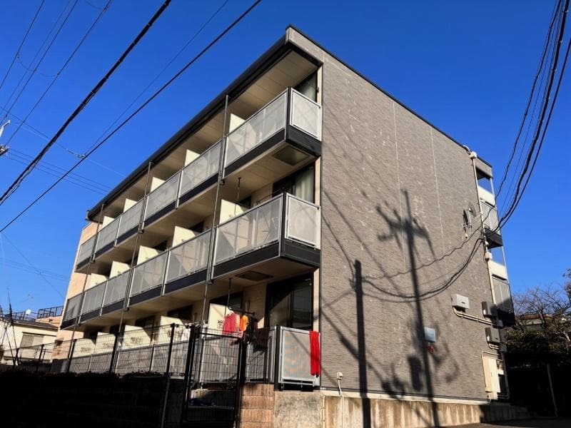Main exterior of leopalace Edel Hishiyanishi