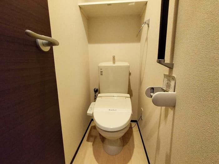 Room image 11