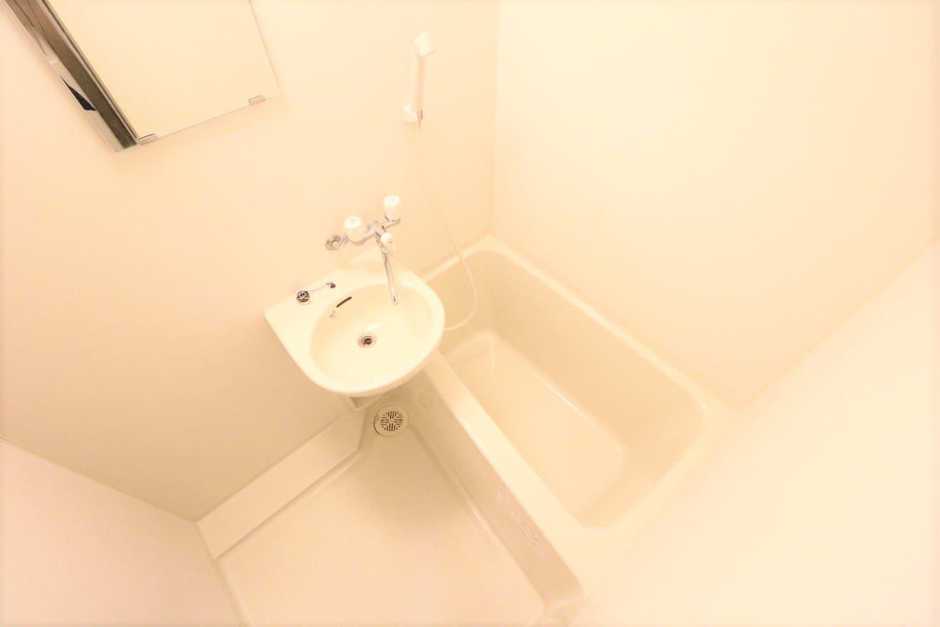 Room image 15