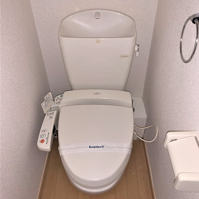 Room image 12