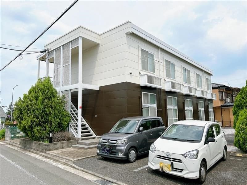 Main exterior of leopalace Sakura Park