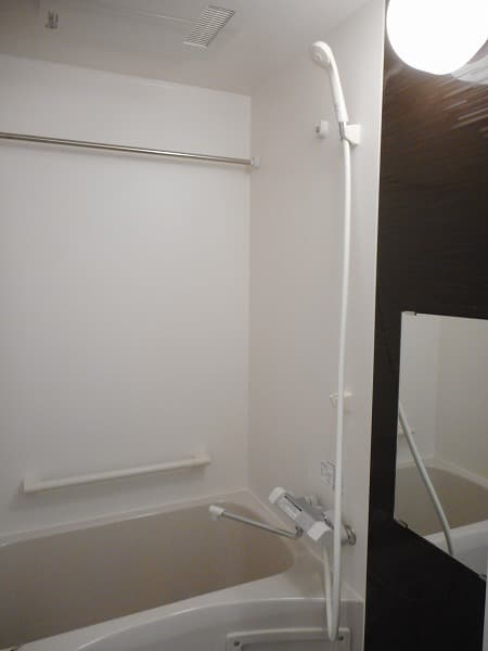 Room image 12