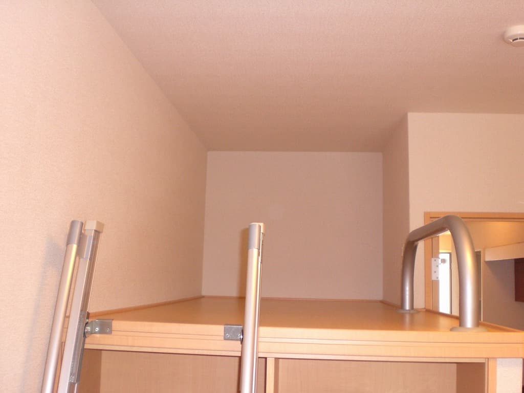 Room image 13