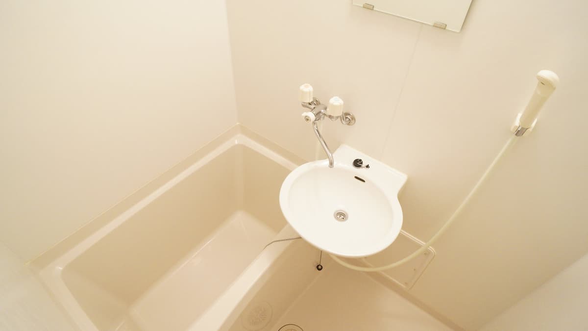 Room image 10