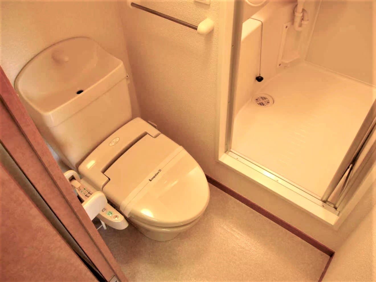 Room image 11