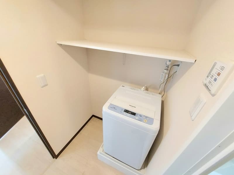 Room image 16