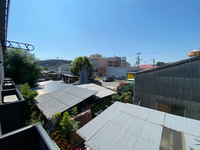 Room image 12