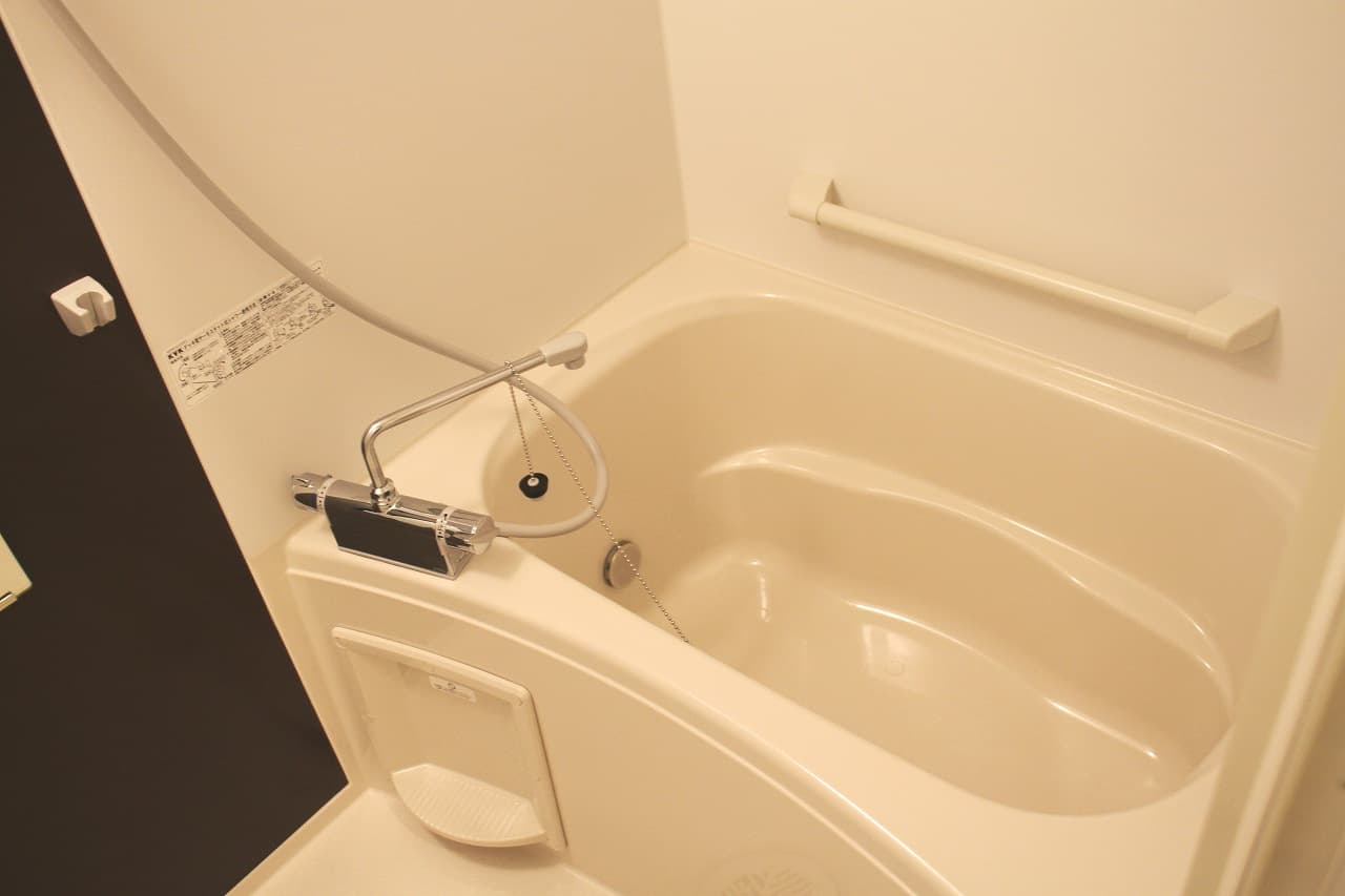 Room image 8
