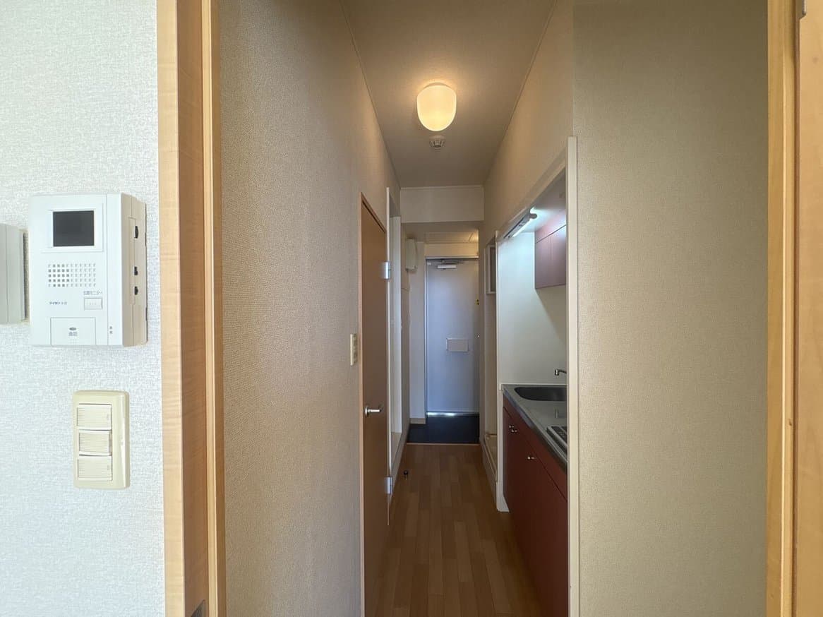 Room image 14