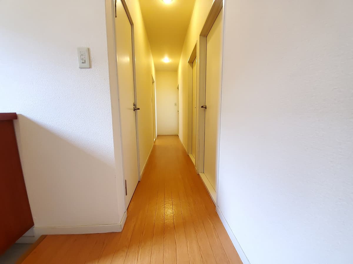 Room image 9