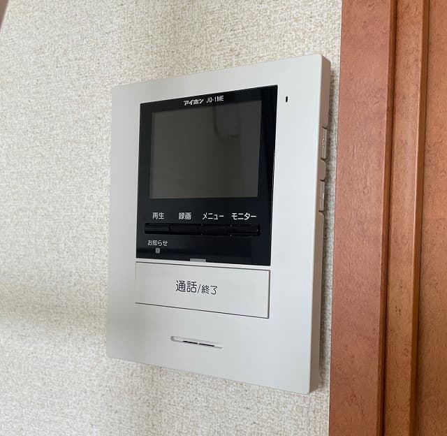 Room image 10