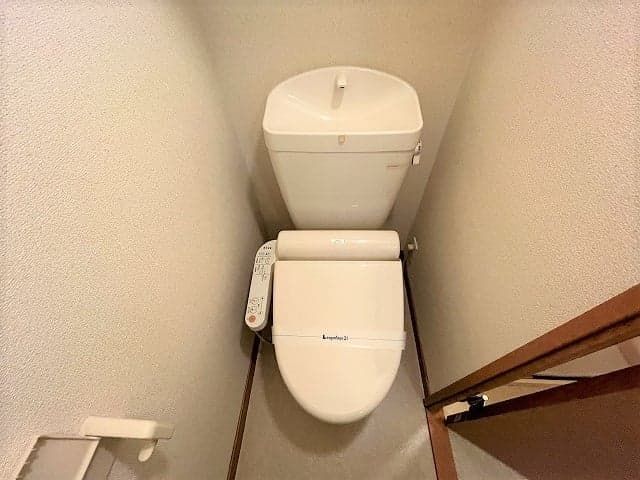 Room image 9