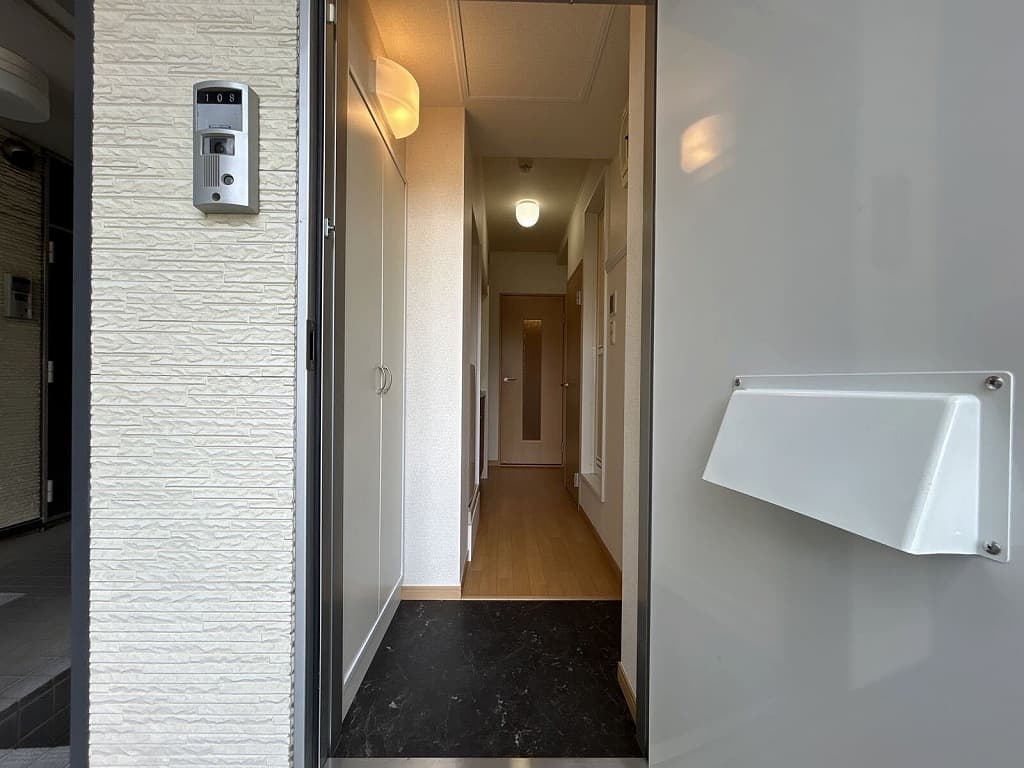 Room image 14