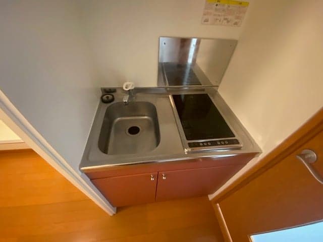 Room image 9