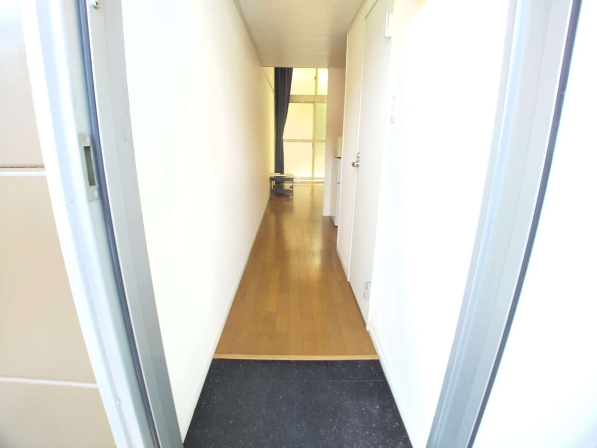 Room image 13