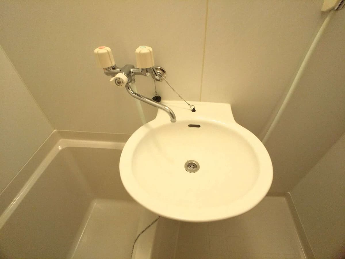 Room image 11