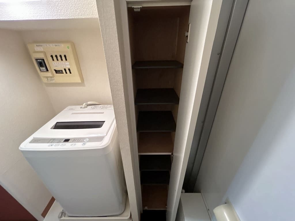 Room image 11