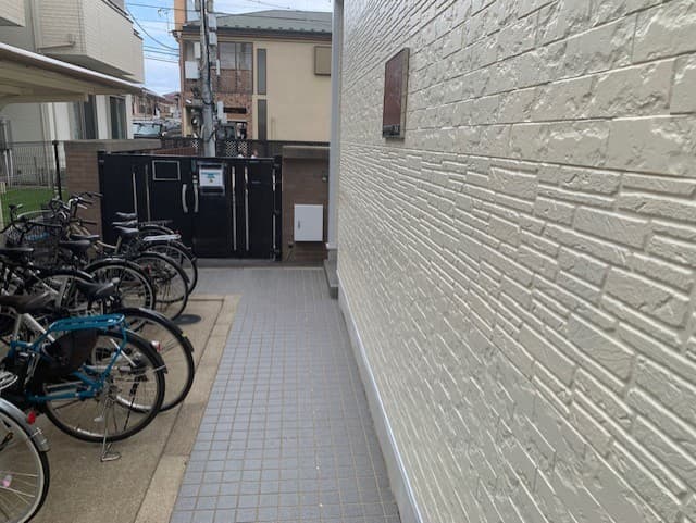 Room image 15