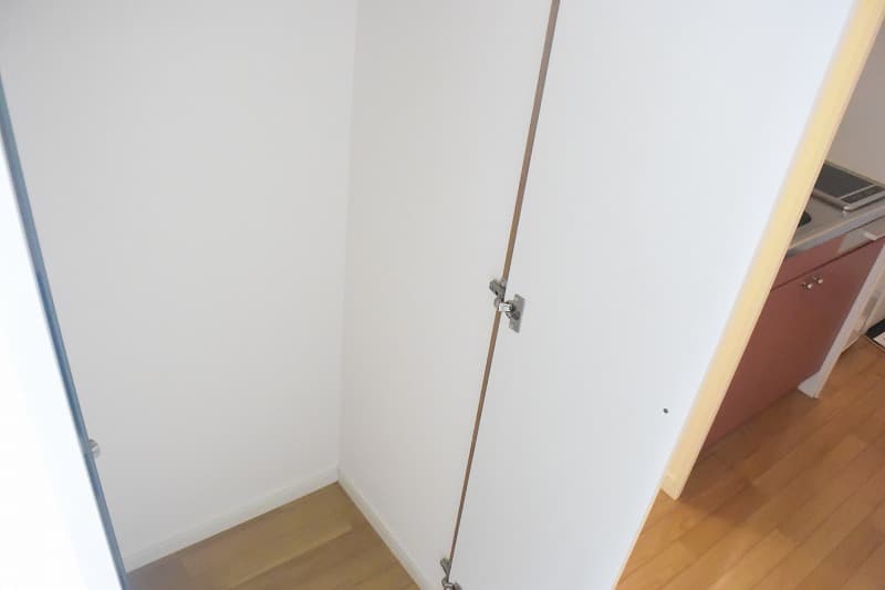 Room image 11