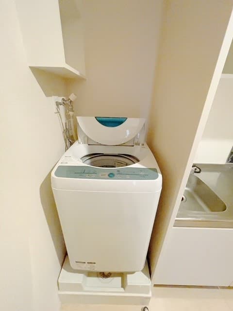 Room image 9