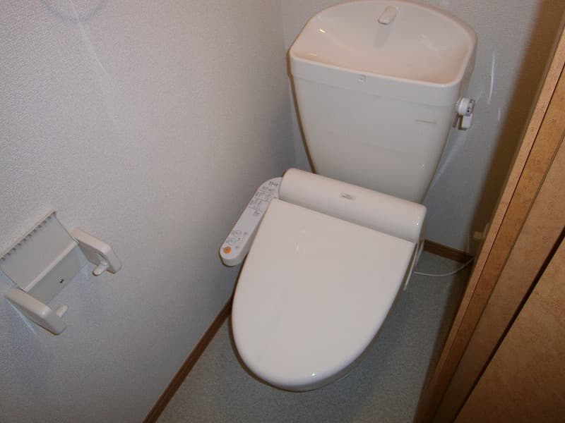 Room image 8