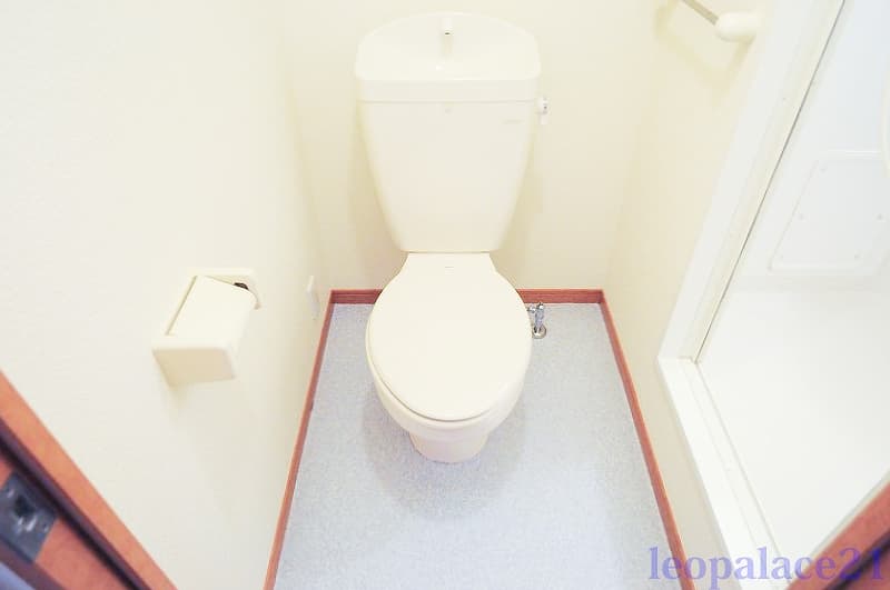 Room image 10