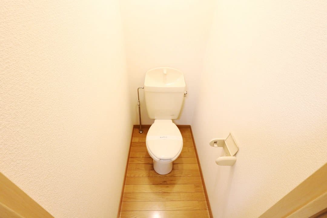 Room image 10