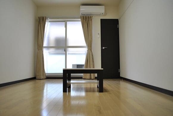 Room image 15