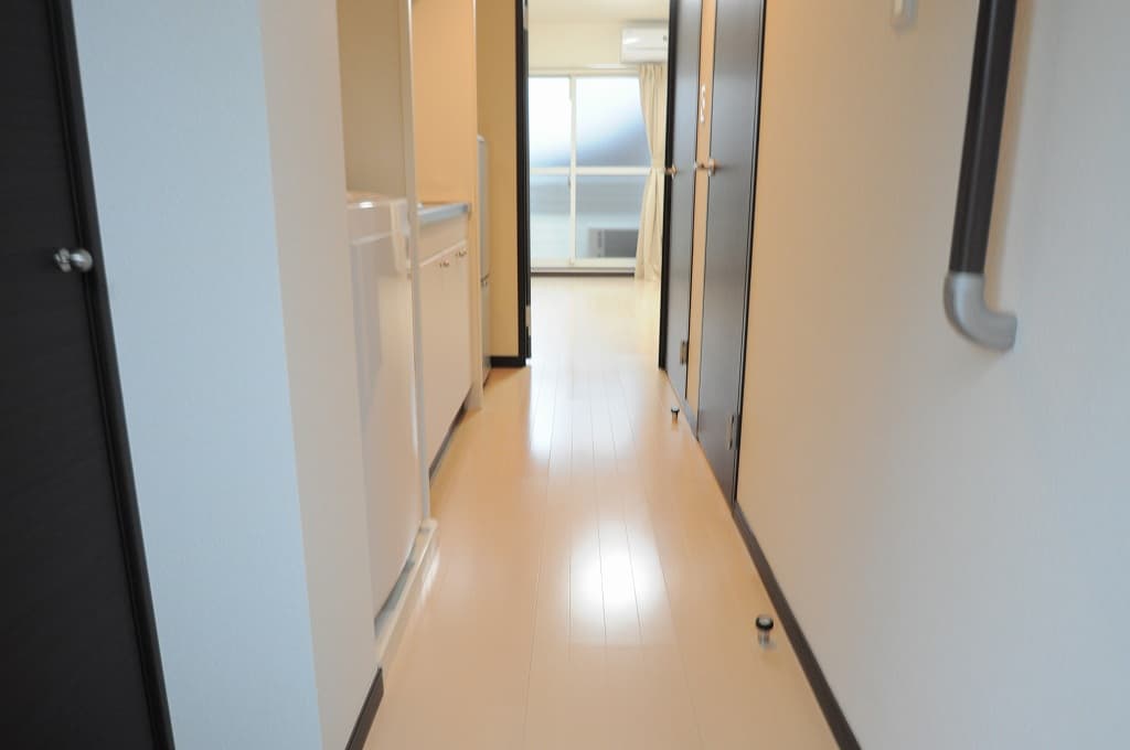 Room image 10