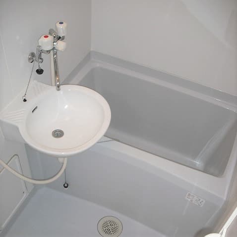 Room image 13