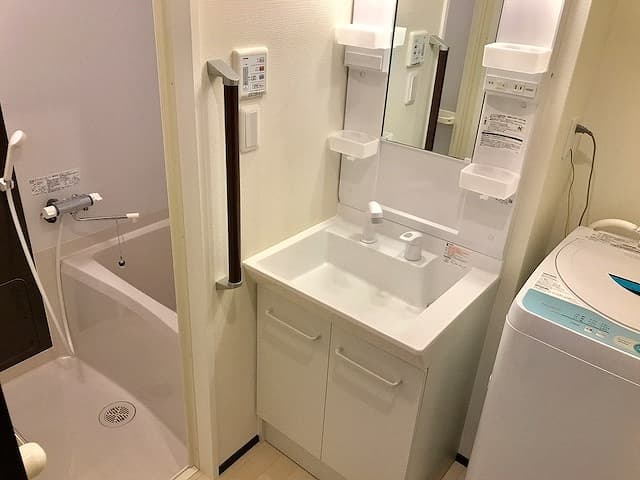 Room image 13