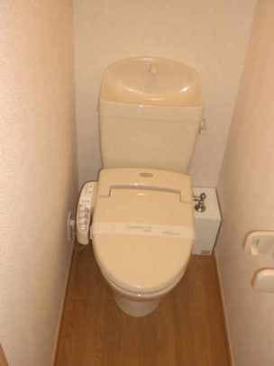 Room image 10