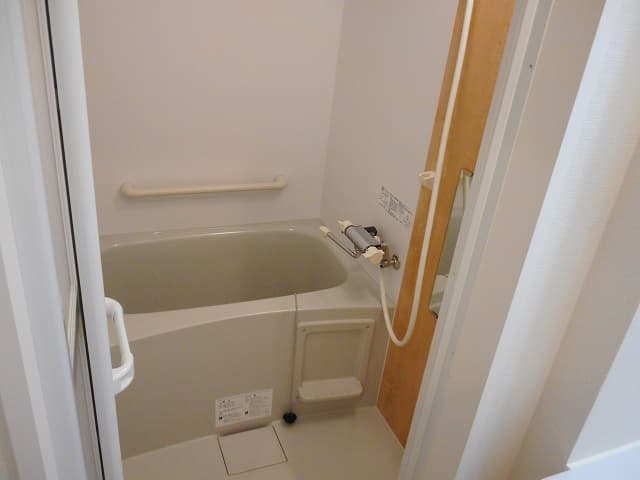 Room image 9