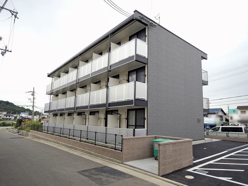 Main exterior of leopalace Subaru