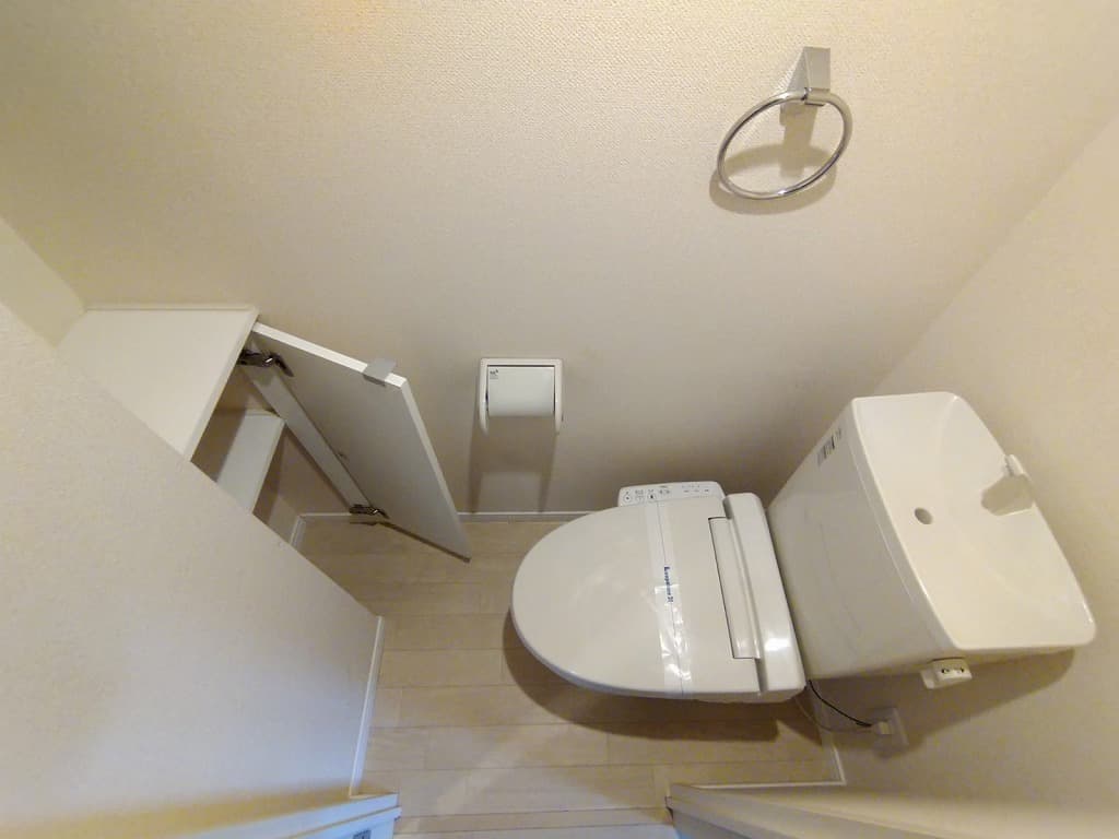 Room image 9