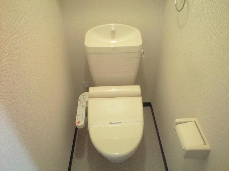 Room image 14