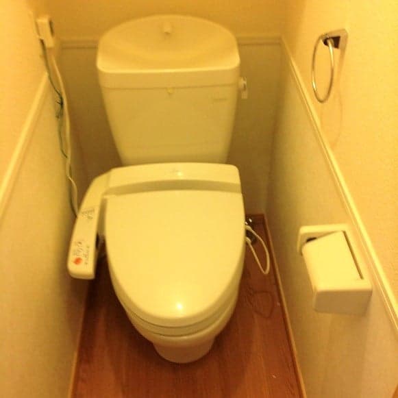 Room image 10