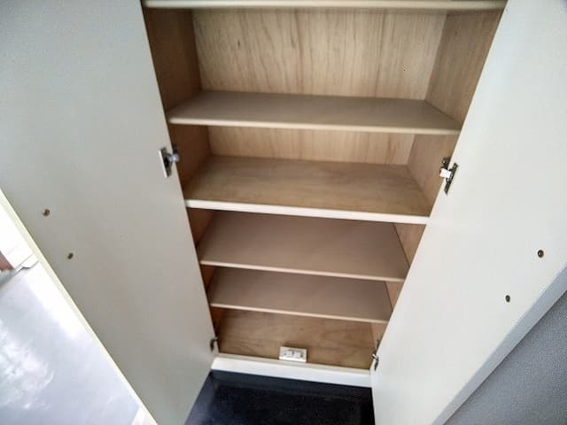 Room image 11