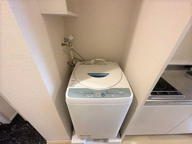 Room image 13