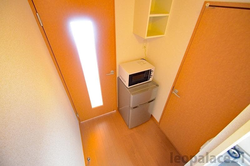 Room image 15