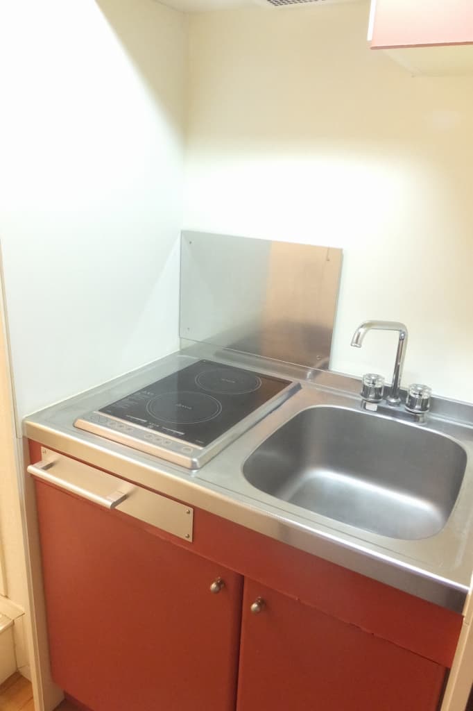 Room image 12