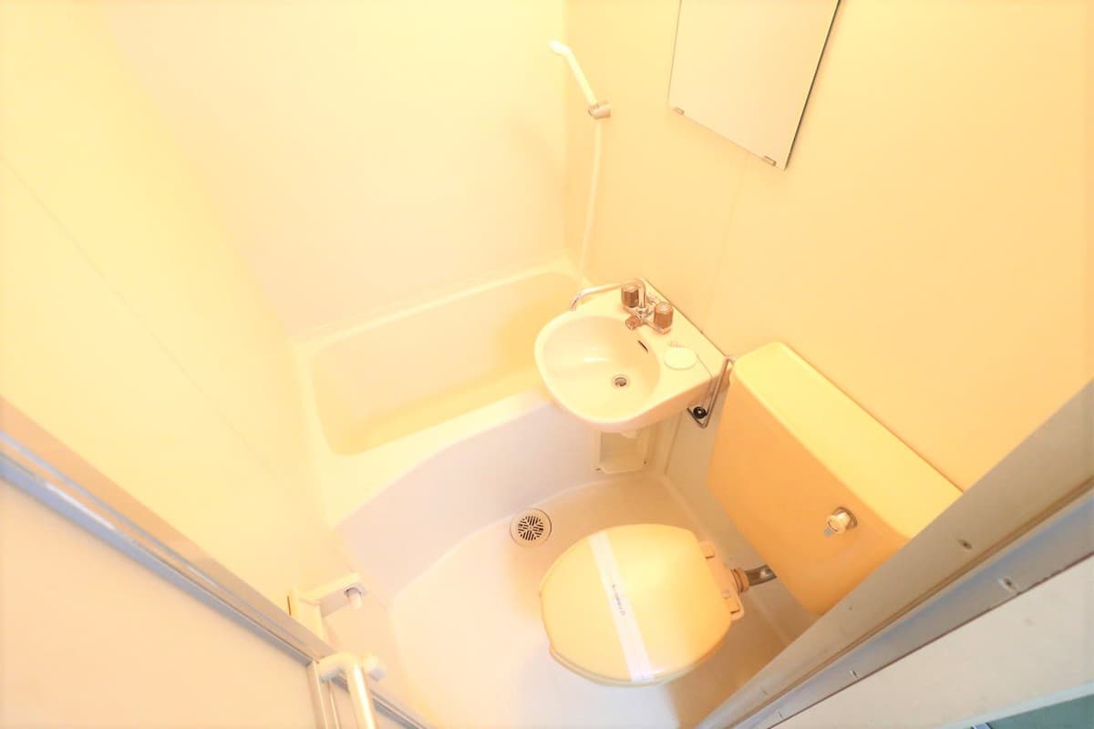 Room image 13