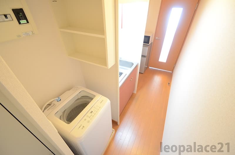 Room image 10