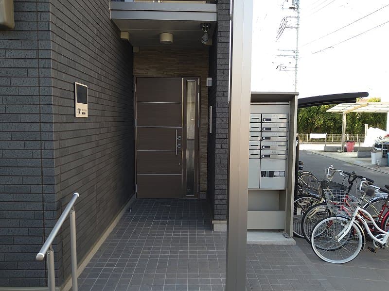 Room image 12