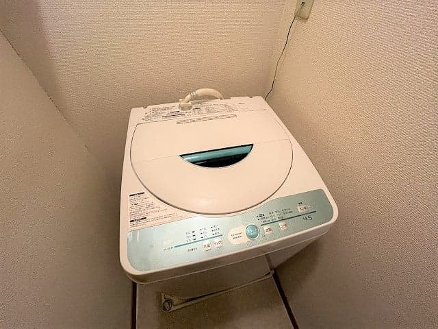 Room image 12